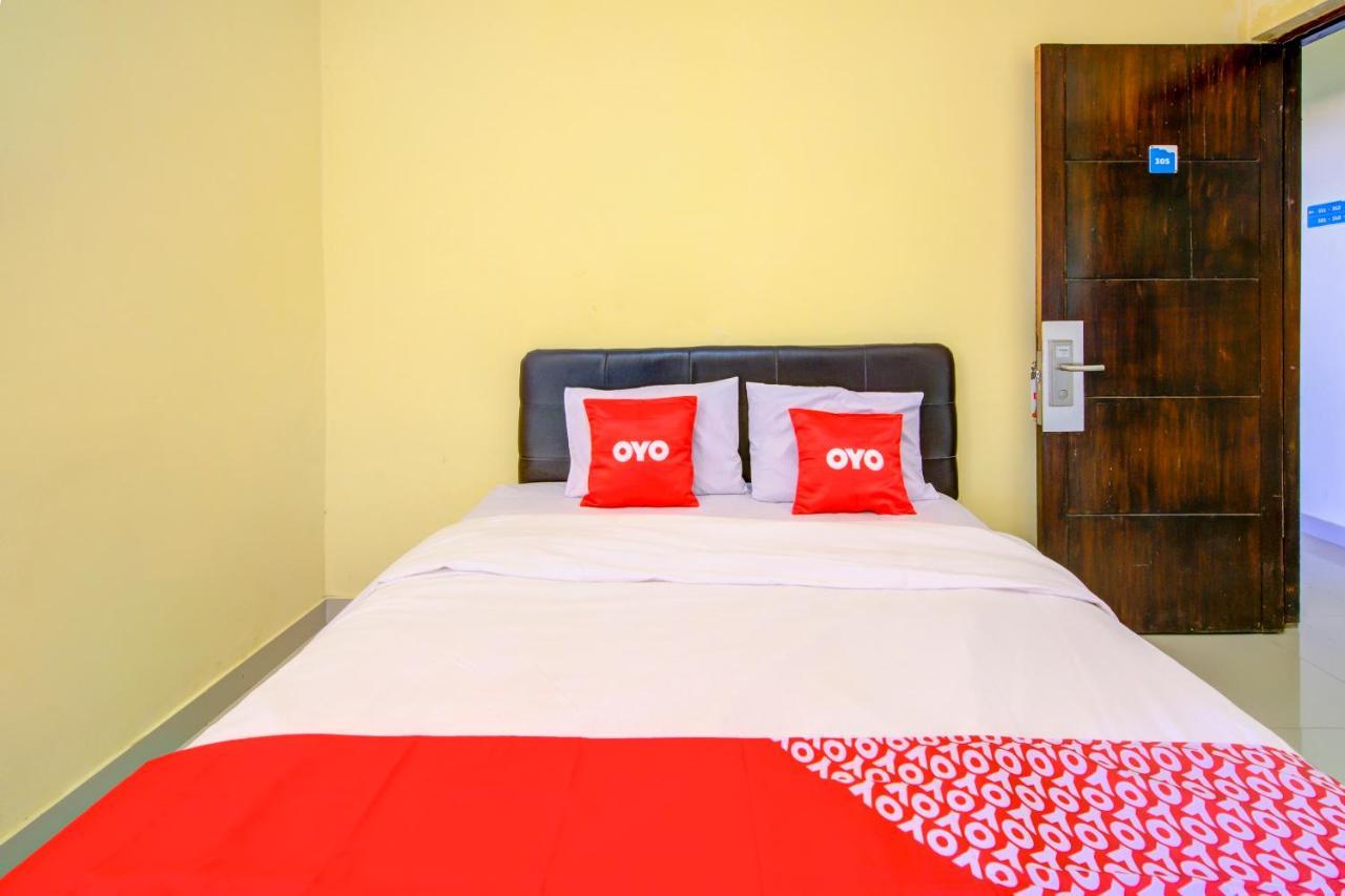 Oyo 3791 Hotel Kja Tegal  Eksteriør billede