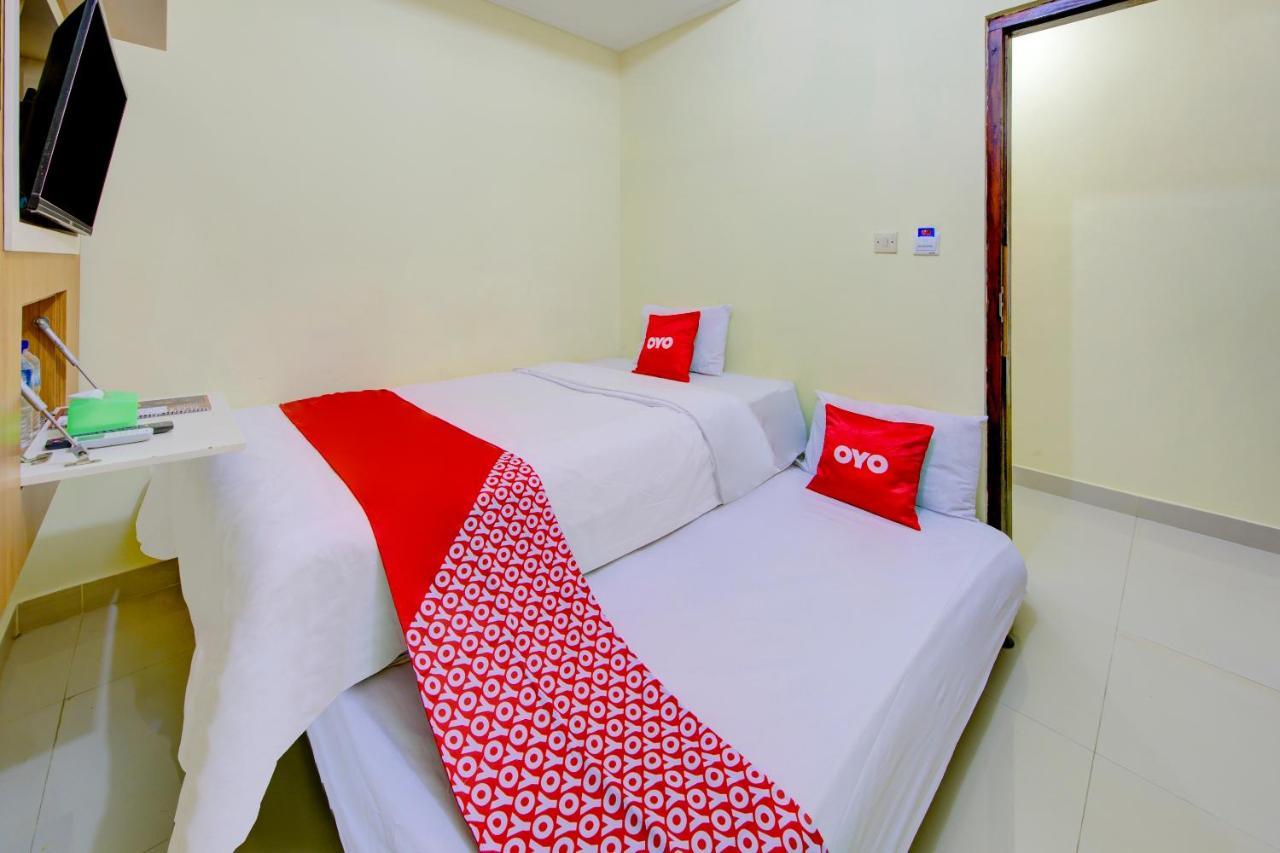 Oyo 3791 Hotel Kja Tegal  Eksteriør billede